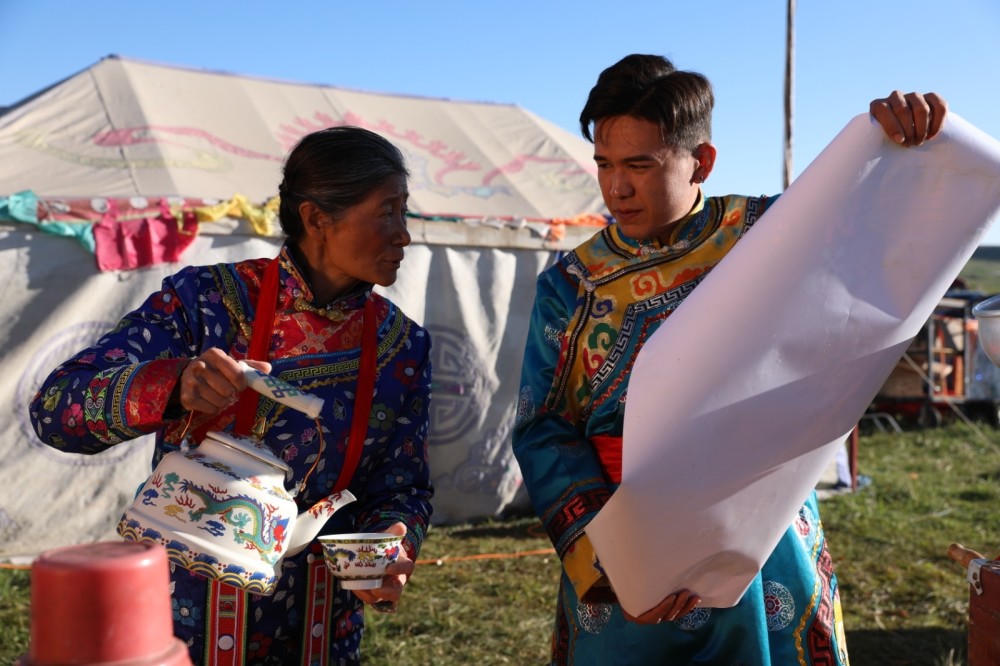 甘肃电影爱在夏日塔拉15日20点15分在央视电影频道首映