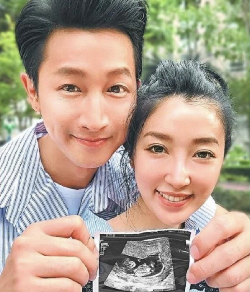 这几年,邱凯伟和曾威菱一直在想方设法求子,不光
