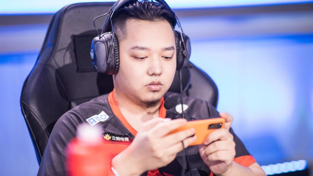 猫神8个月没赢过，终被下放替补，网友：不配1500万的价！