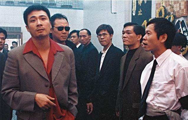 上世纪,香港黑社会之所以走向没落,与一个新组织密切相关_腾讯新闻