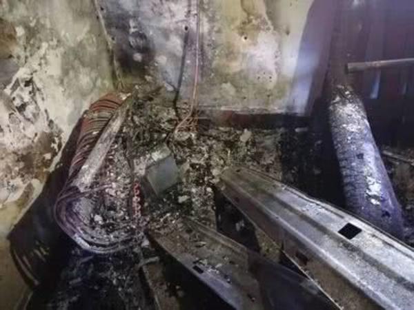 空调自燃差点烧毁一套房，售后称“不赔串货机”  第1张