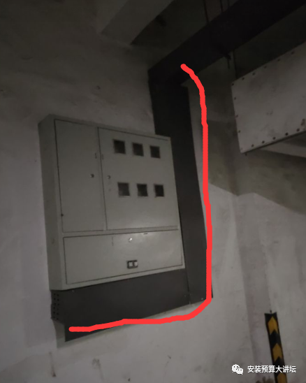 配电箱处的桥架