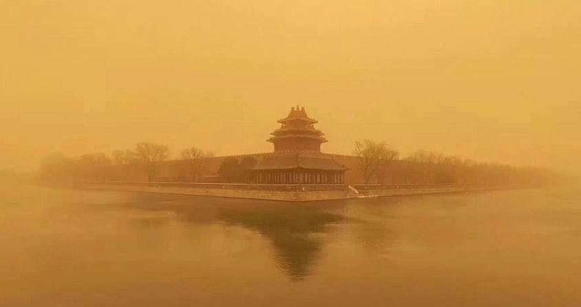 孕婦夢(mèng)見(jiàn)大風(fēng)沙塵_大風(fēng)沙塵席卷蘭州_夢(mèng)見(jiàn)大風(fēng)沙塵吹我