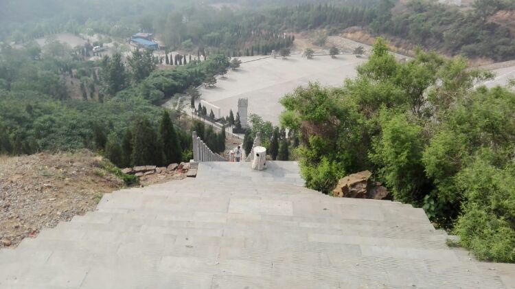 山沟沟里的马氏始祖河北邯郸紫山马服君赵奢墓马氏文化园