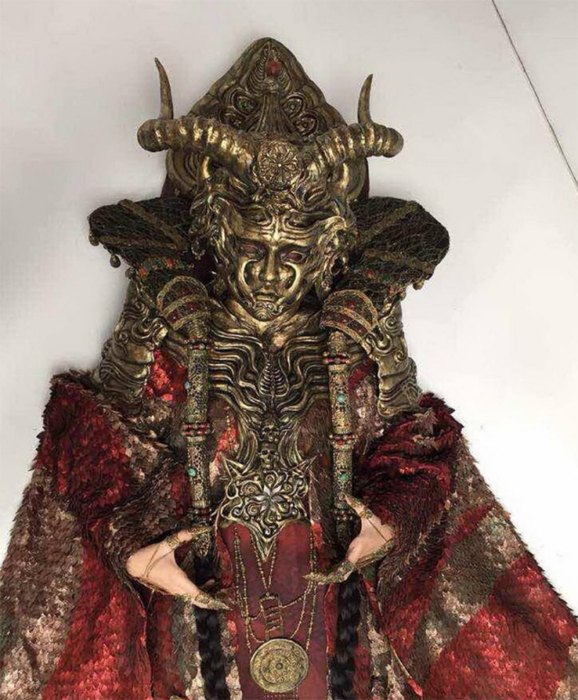 寻龙诀中的奥古公主现身千年女巫古墓满身黄金