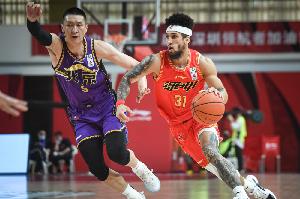 体育篮球cba第三阶段深圳马可波罗对阵北京紫禁勇士