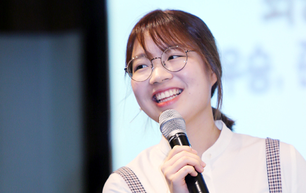 崔精 应该到我夺冠的时候了 扇兴杯世界女子围棋赛将于3月22至25日以网络比赛方式进行 围棋 韩国 体育 於之莹 日本 体育 崔精 扇兴杯