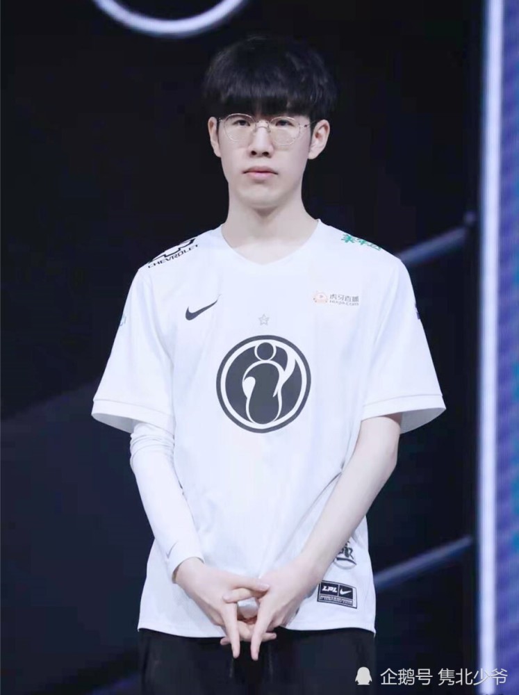 ig迎战教练克里斯theshy发文小动图tshy输怕了连续