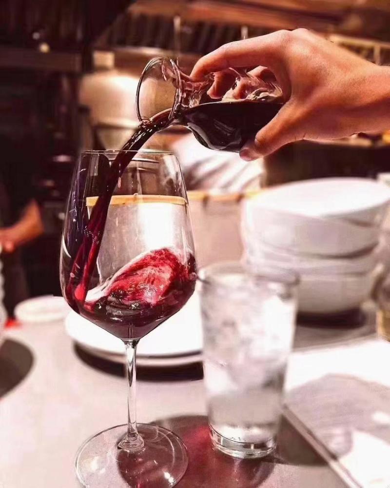 来看看这几点影响葡萄酒价格的因素!_腾讯新闻