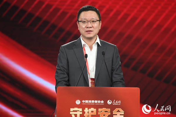 中国政法大学朱巍三原因导致自媒体虚假广告屡禁不止