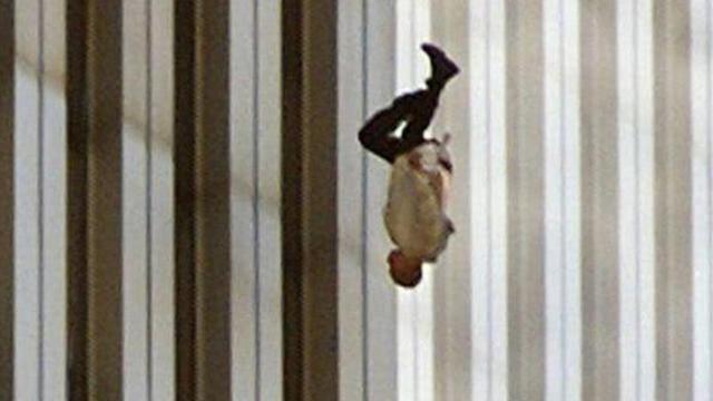 历史上最著名"坠落天使",她从86楼一跃而下,因姿势优雅被疯传