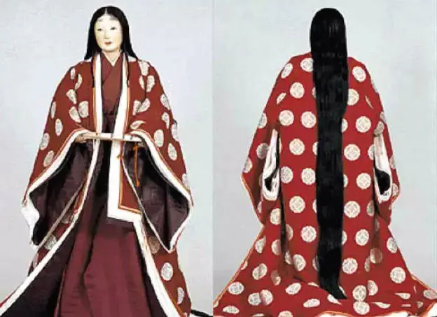 日本平安时代贵族美人形象古代日本女性,染齿,引眉,抹粉这样的"美人妆