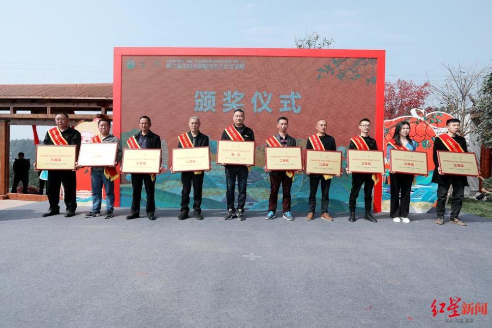 丹棱县|四川丹棱一辅警辞职回乡，三年成为“果王”，年入百万如何炼成？