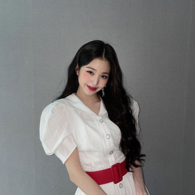 izone可爱忙内张元英壁纸头像分享