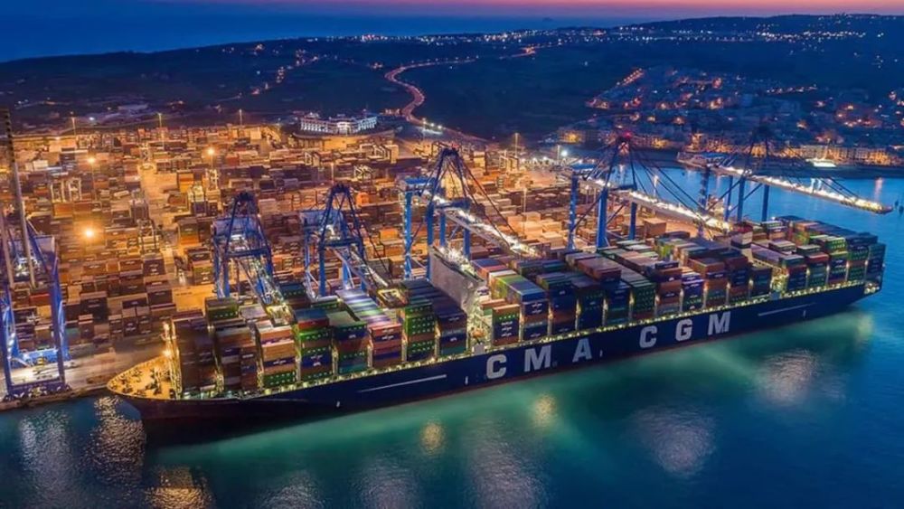 万海航运再造9艘13000teu集装箱丨航运界