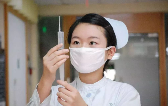 泌尿科很多女医生照顾男病人时会不适吗听听她们怎么说