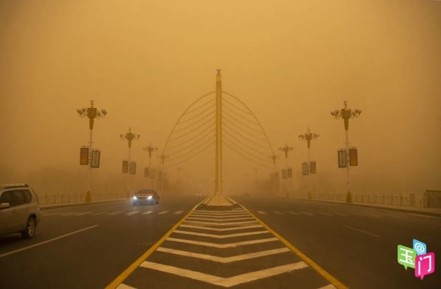 玉门市出现强沙尘暴天气请注意防范