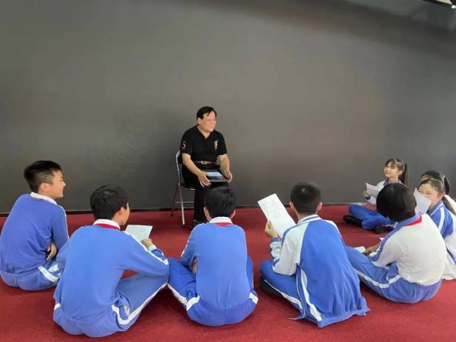 罗湖“心理咨询诗”又上线！快来一起读兰、赏兰、学兰……_腾讯新闻