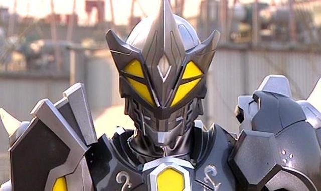 铠甲勇士炎龙铠甲vs黑犀铠甲炎龙铠甲真的打不过黑犀铠甲吗