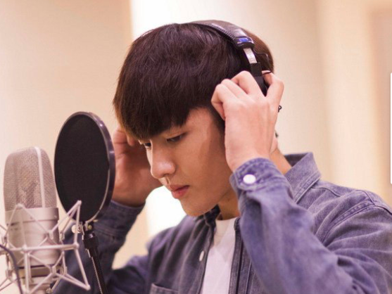 今日的娱乐内容为:3月15日,吴亦凡艺人在微博发文称:新歌录音!