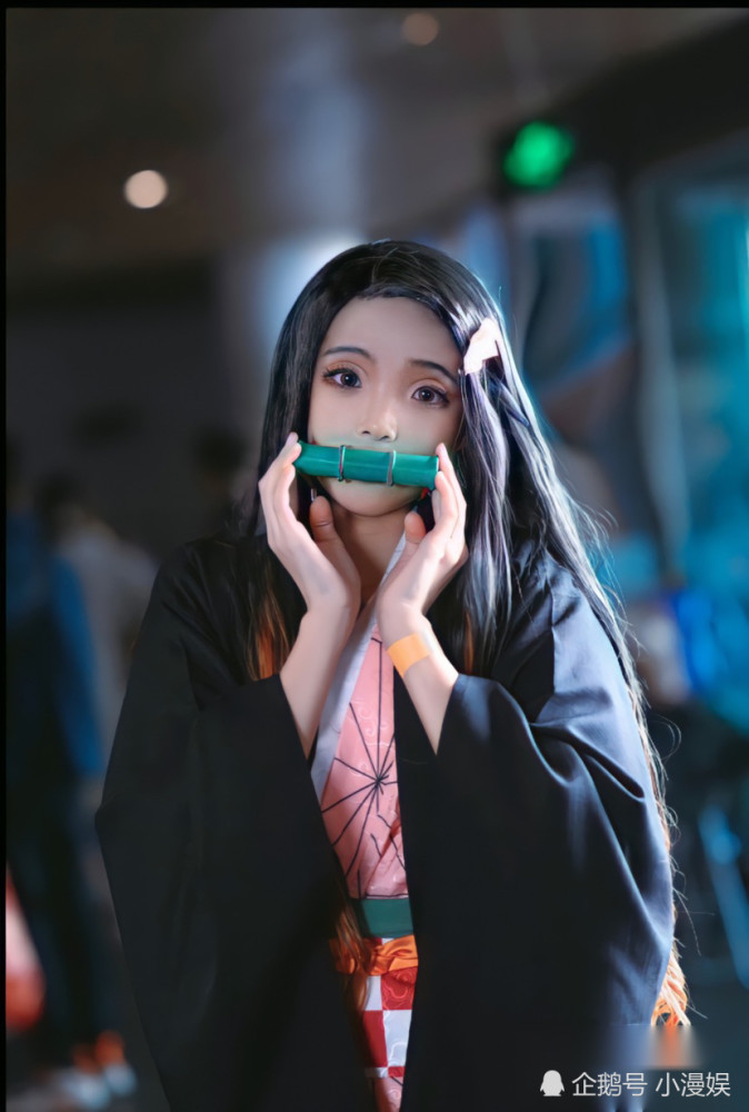 《鬼灭之刃》祢豆子cosplay!总有一款惊艳你!_腾讯新闻