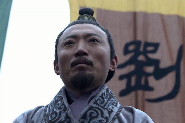 名叫刘子惠,曾在冀州担任治中从事一职,是冀州牧韩馥手下的头号谋士