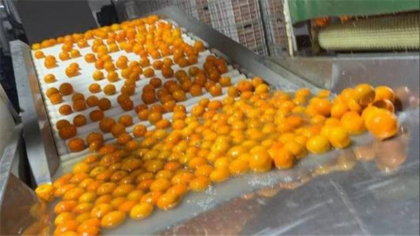 果农|已经低价难卖，又被爆“泡药水”，果农陷入焦虑，专家：一点需注意