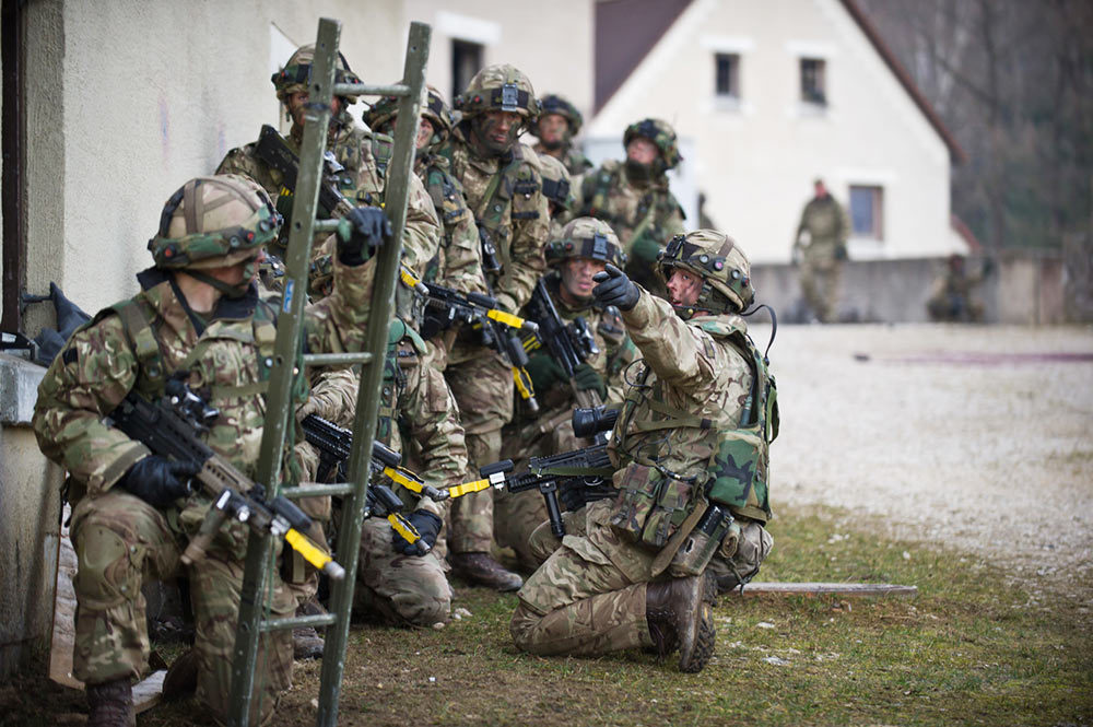 作为老牌强国,其优势是在常规军事力量方面,也在欧洲傲视群雄.