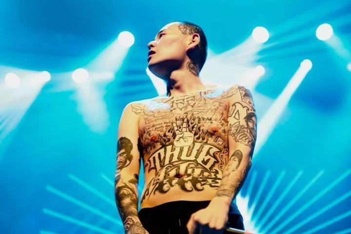 谢帝零点发新专辑!"老子hiphop届的阎王爷"