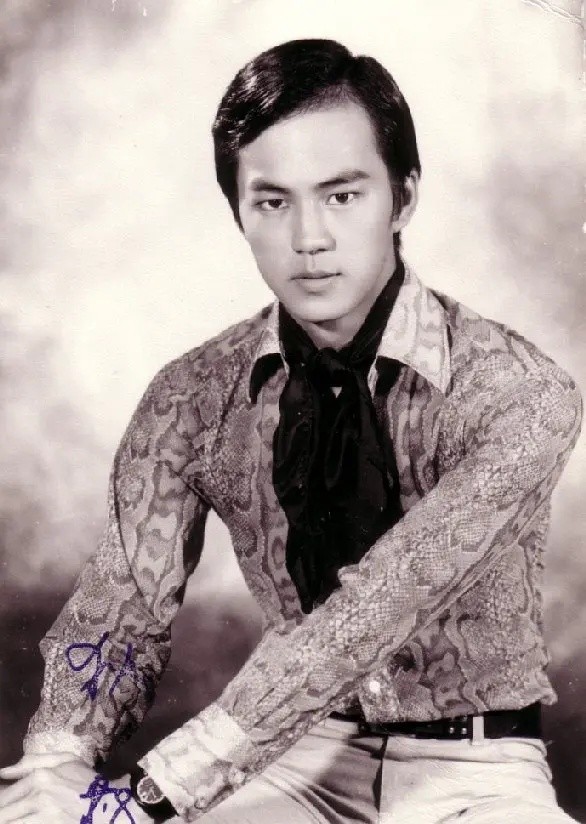 一代巨星狄龙最红时成龙叫他爸爸过气时尝尽人间冷暖