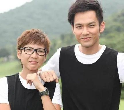 钟汉良妹妹与哥哥同框似兄弟做消防员不羡慕哥哥亿万身家