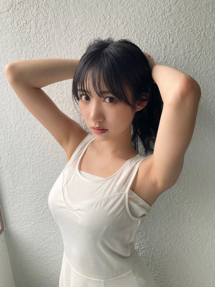 横野堇,拥有着让前辈们都叹服的美貌和身材_腾讯新闻