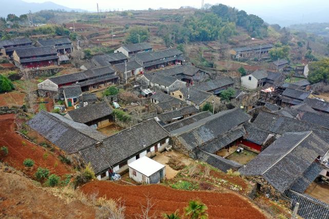 中国传统村落许家山石头村避世而独立