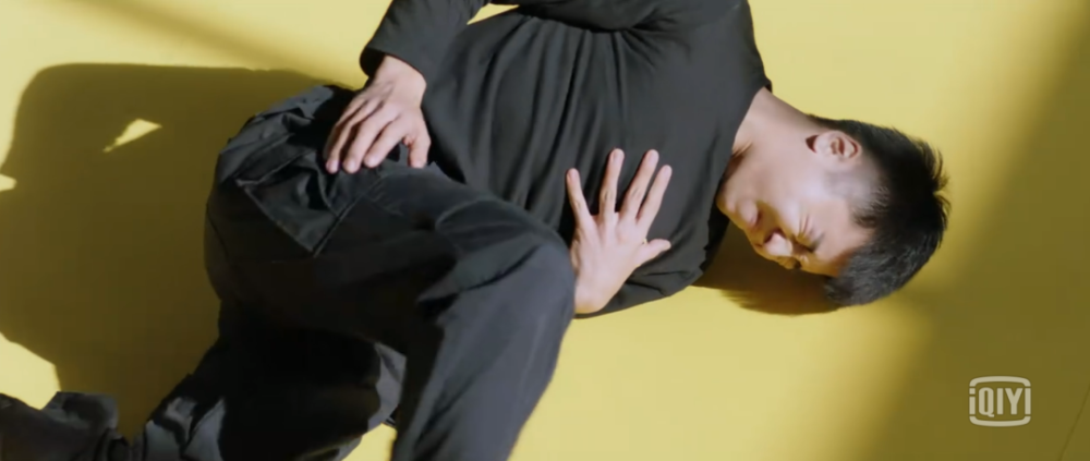 这剧比《太阳的后裔》还上头,白敬亭演特警太帅啦!