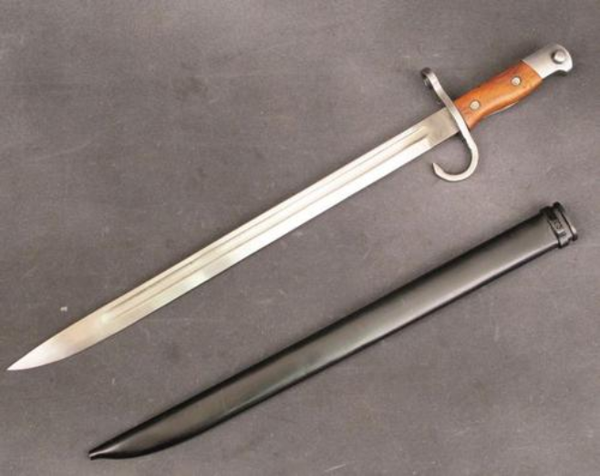 一寸短一寸险20把大刀对战20把刺刀1分钟大刀队全军覆没