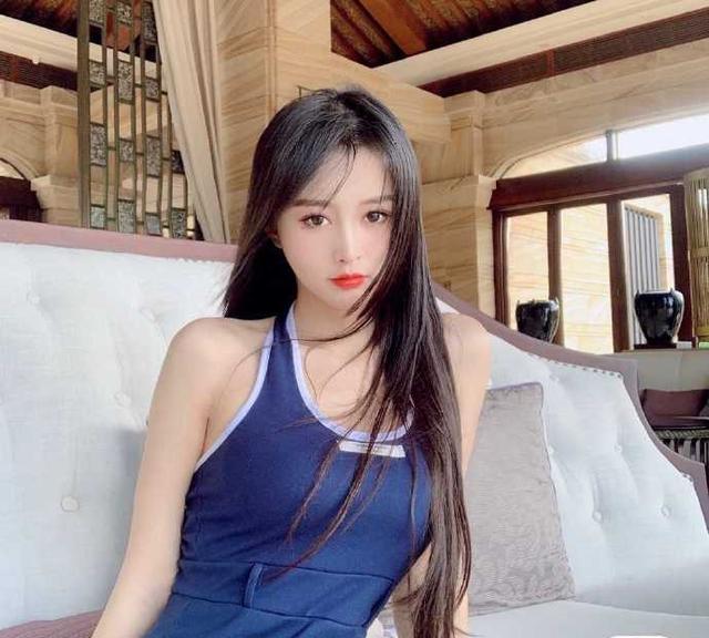 海航校花身高170cm,体重仅45kg,她把美丽与努力诠释得
