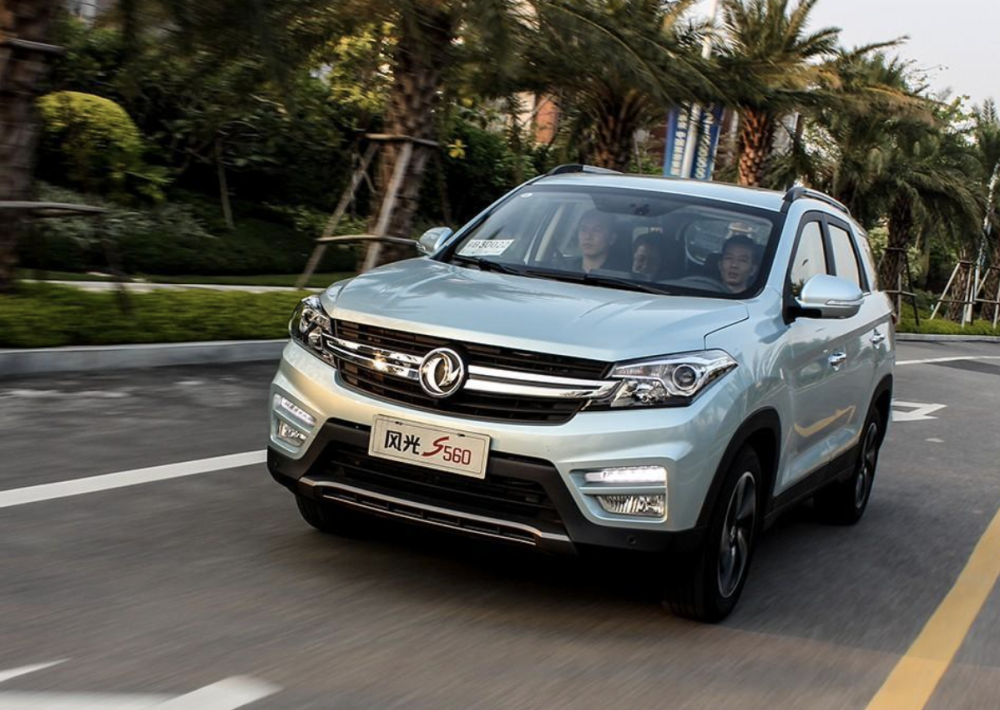 东风风光s560一款年轻人都说好的紧凑型suv