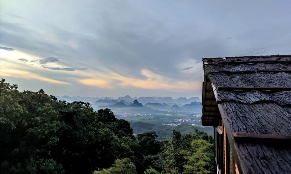 民宿在上林大明山花似锦俱是看花人马槽庄民宿处处是观景台