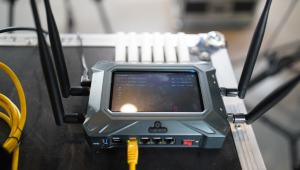 花火聚合路由器 建筑工地移动办公应急组网 腾讯新闻