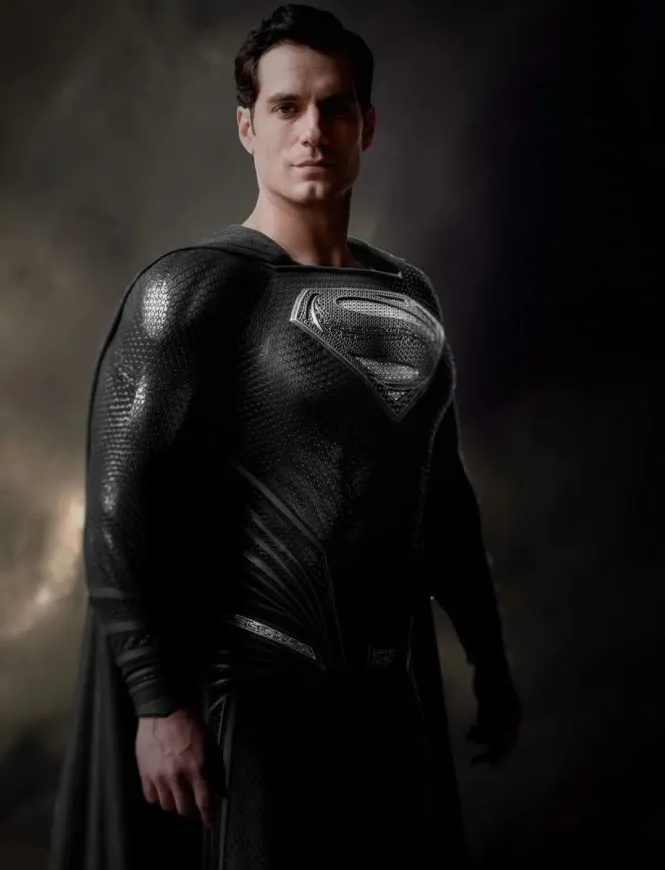 扎导版《正义联盟》超人会穿上黑色战衣,意味着超人的实力会被削弱