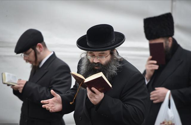 犹太人想要30岁前财富自由牢记这2个锦囊别等50岁后才明白