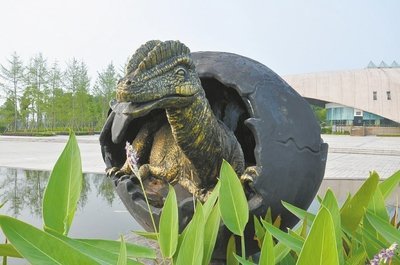 自贡恐龙之谜为什么是四川盆地留下这么多化石