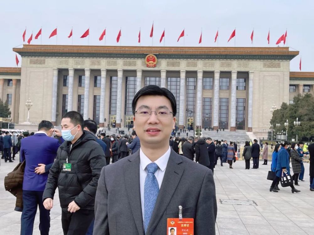 图漾科技视点埃夫特许礼进两会提案贡献中国机器人行业的智慧和力量