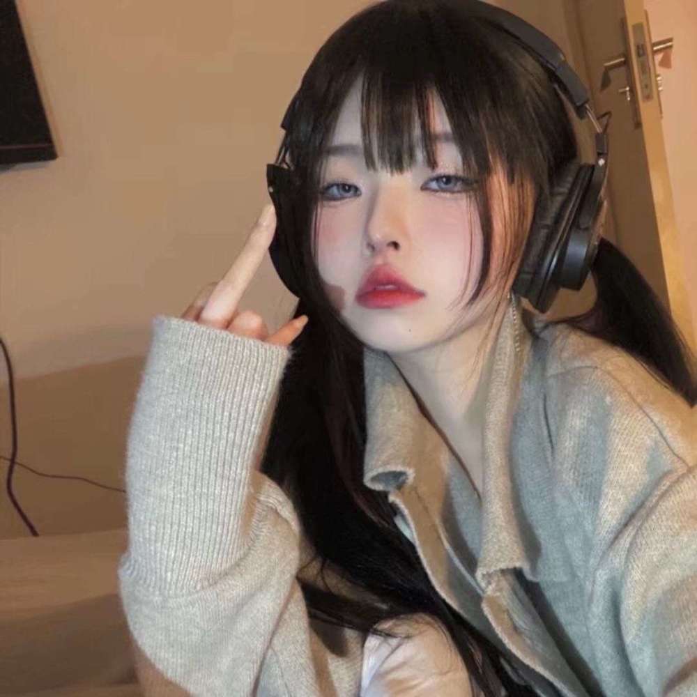 适合女孩子发的qq动态文案