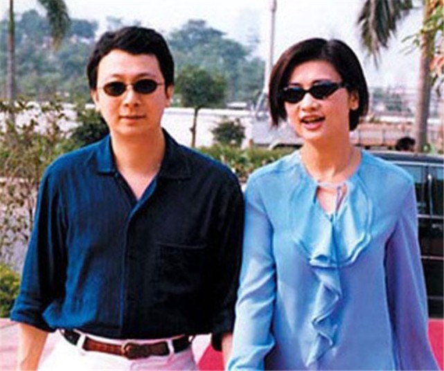 凤凰卫视台柱子吴小莉为何选择嫁给大自己25岁的老公