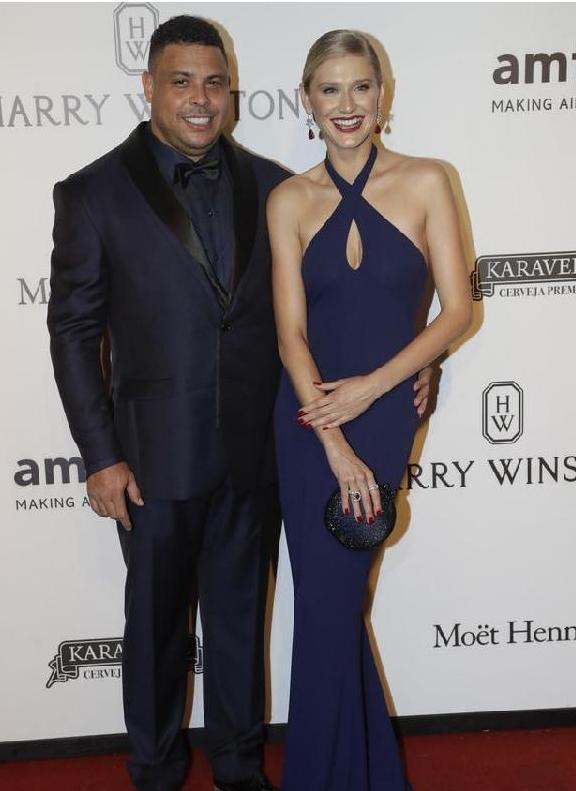 江佩珍|皇马|金嗓子|巴西_体育|罗纳尔多