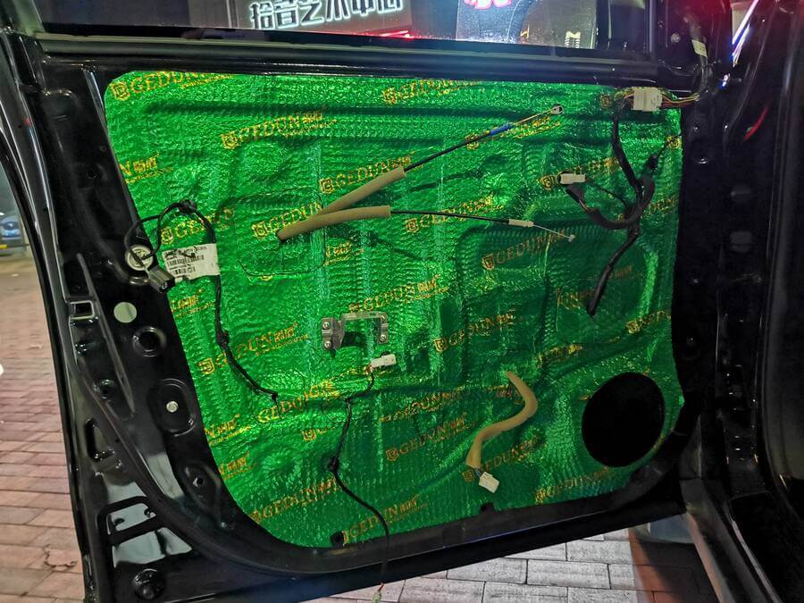 传祺GS8入门级音响隔音改装方案 音响音质秒翻倍(图2)