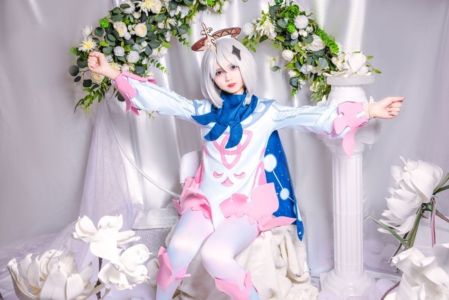 原神派蒙cosplay