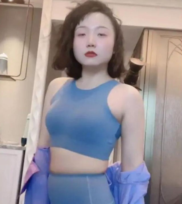身高162的辣目洋子带火了肉感美粗腿也有肌肉健身助你成功