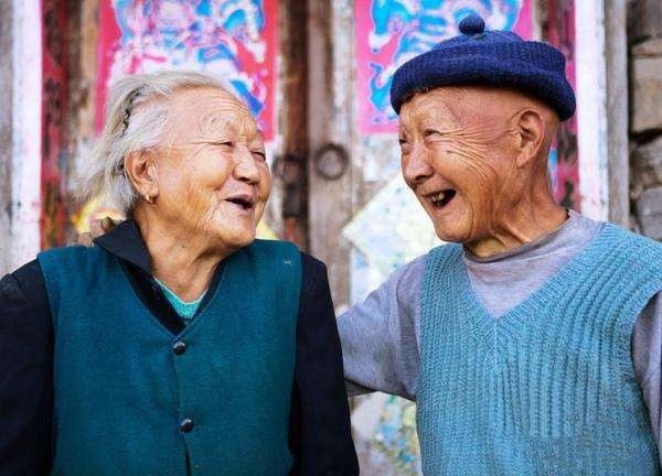 新型啃老遇见"硬茬",70后父母:不会帮着带娃,也不用你养老